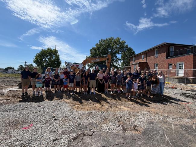 Groundbreaking 8